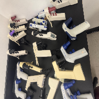 Pipet Controllers image 2